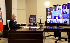 Владимир Путин провёл совещание с членами Правительства